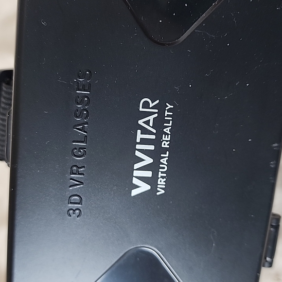 Vivitar 3D Virtual Reality Glasses - Picture 6 of 6